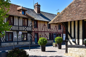 Courtier Beauvais